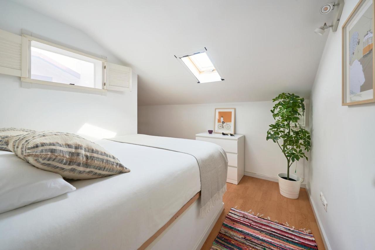 Bright Apt W Balcony, Ac, Parking, By Timecooler Lisboa Εξωτερικό φωτογραφία