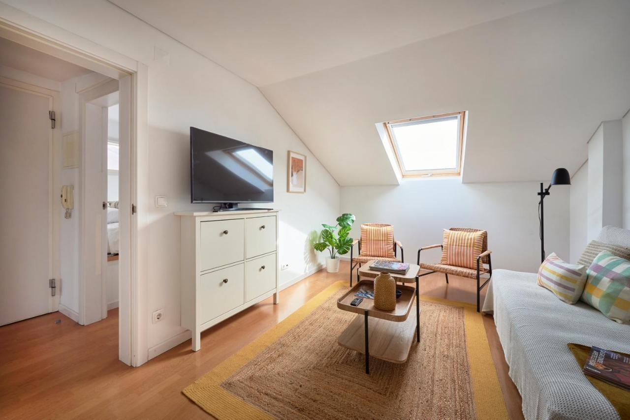 Bright Apt W Balcony, Ac, Parking, By Timecooler Lisboa Εξωτερικό φωτογραφία
